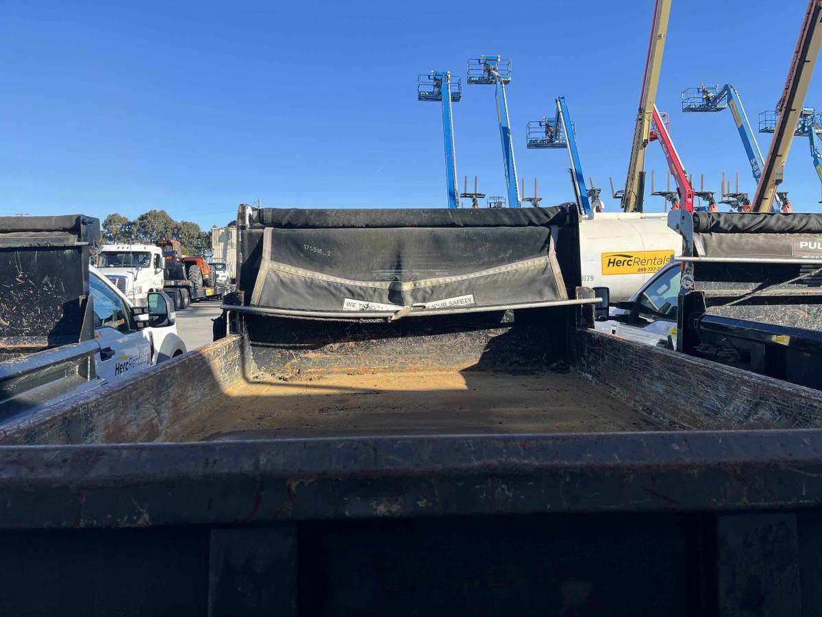 2016 Ford F550-5