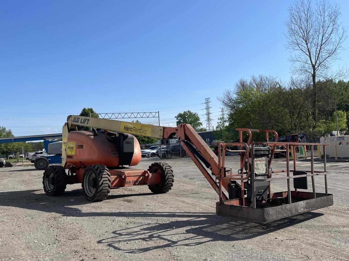 2008 JLG 600AJ