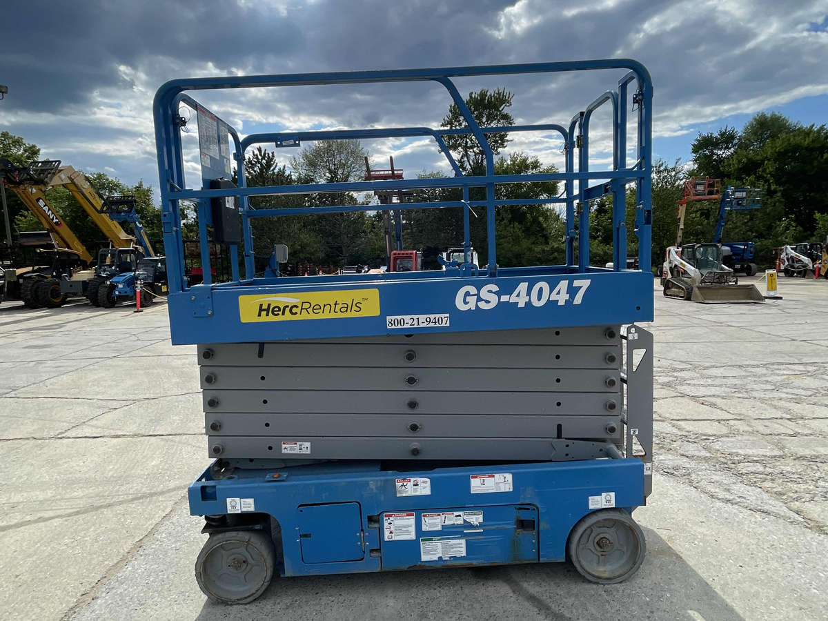 2018 Genie GS-4047-4
