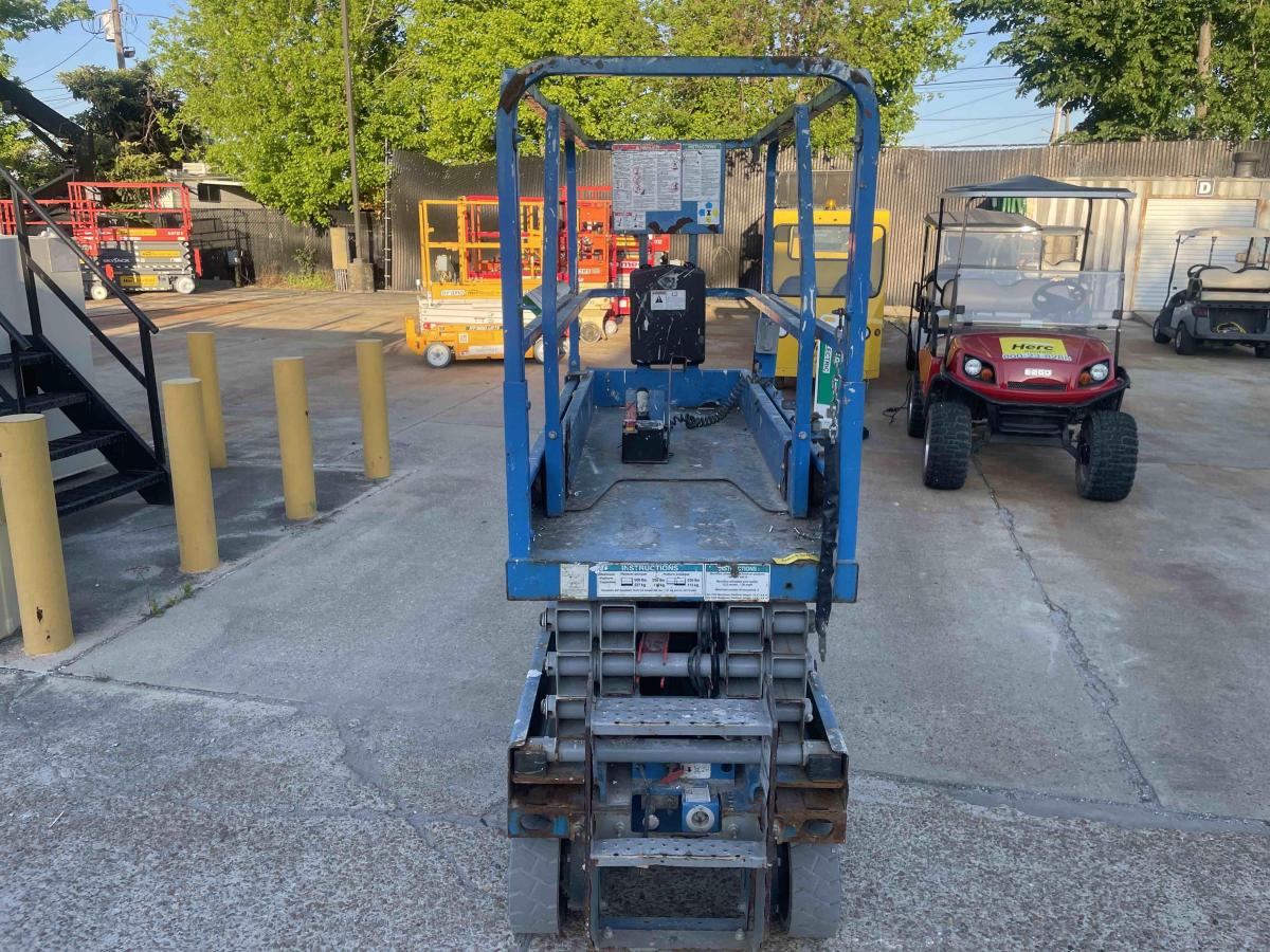 2018 Genie GS-1930