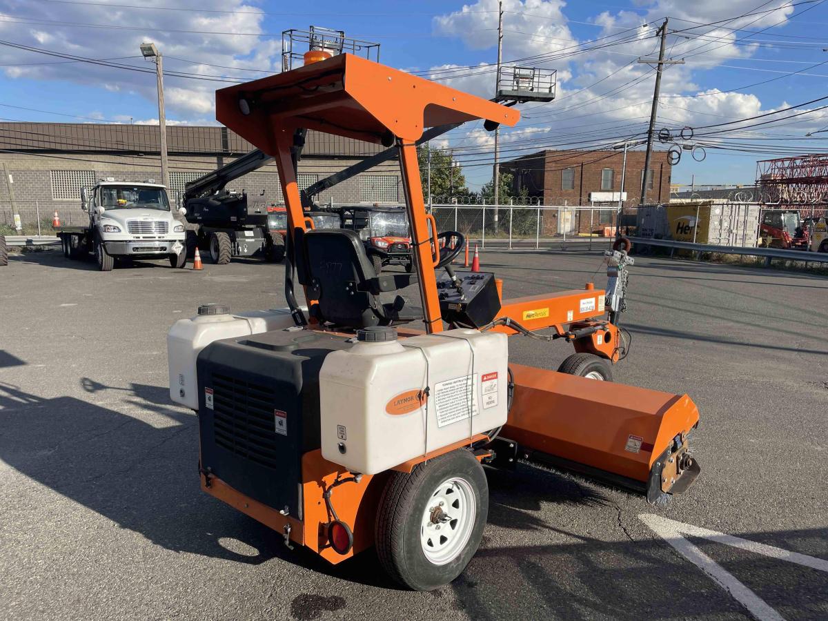 2020 LayMor SM300