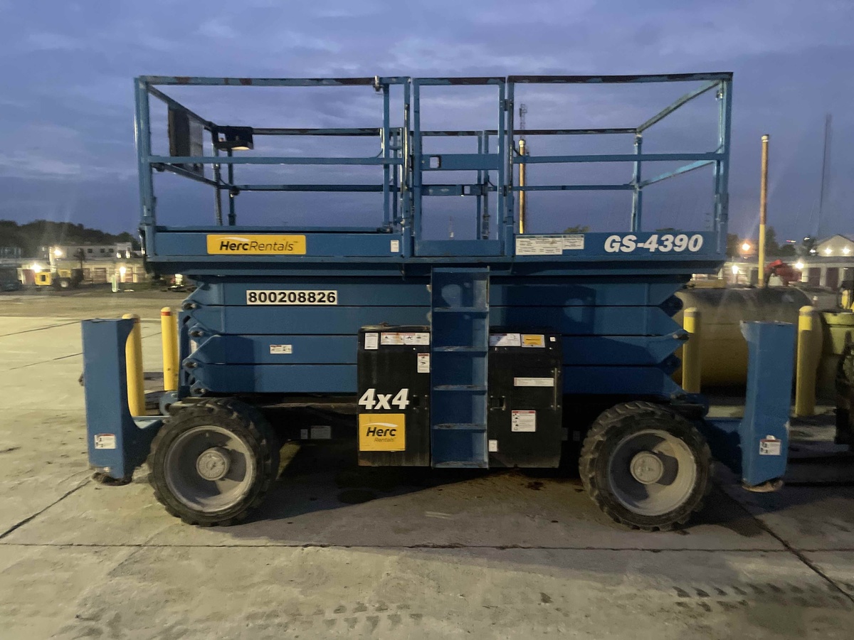2018 Genie GS-4390 RT