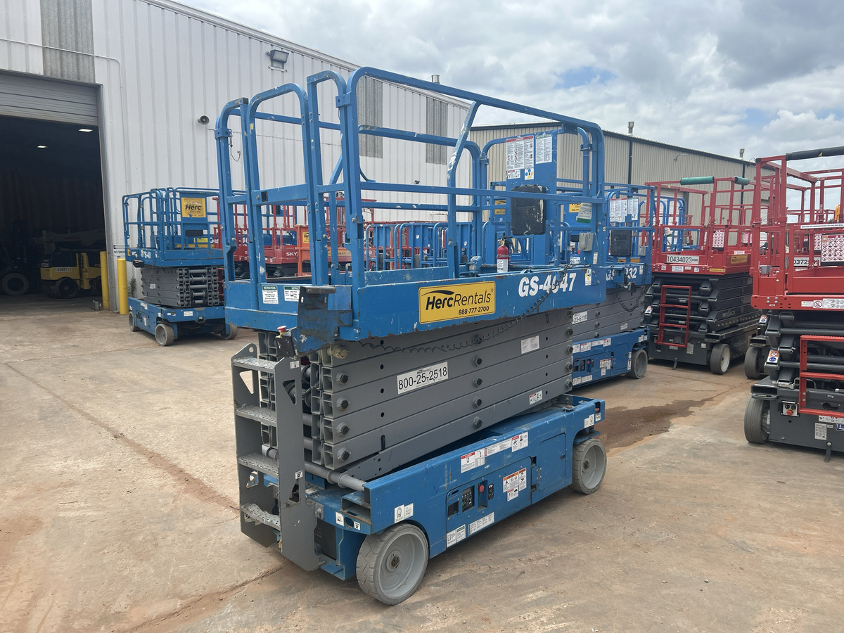 2019 Genie GS-4047