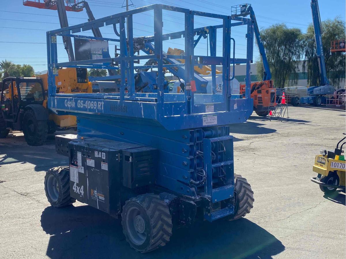 2016 Genie GS-4069 RT