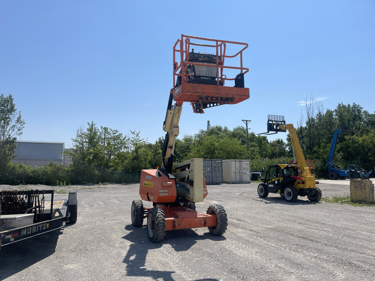 2015 JLG 340AJ-2