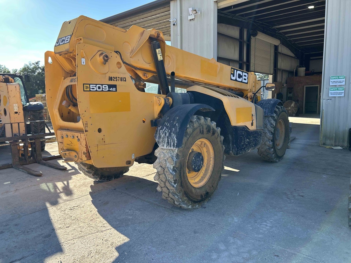 2018 JCB 509-42-2