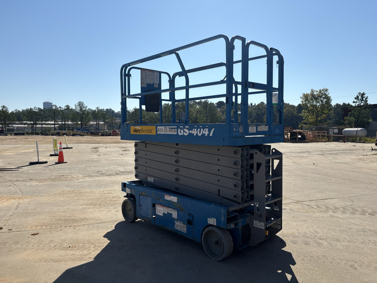 2019 Genie GS-4047