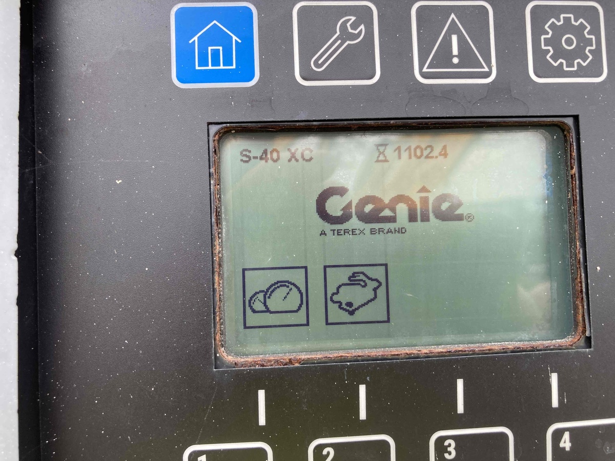 2022 Genie S-40XC-5