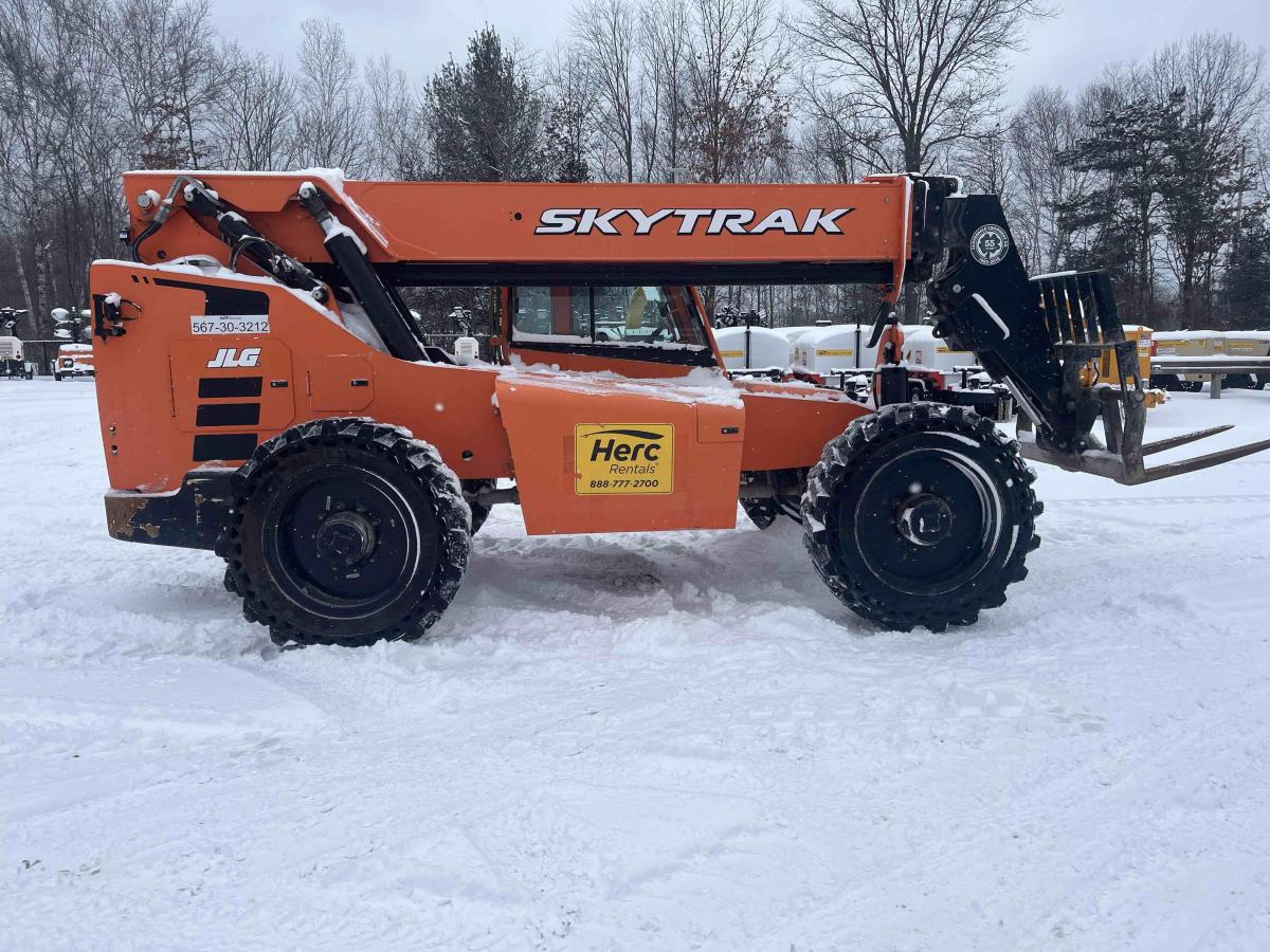 2018 SkyTrak 8042