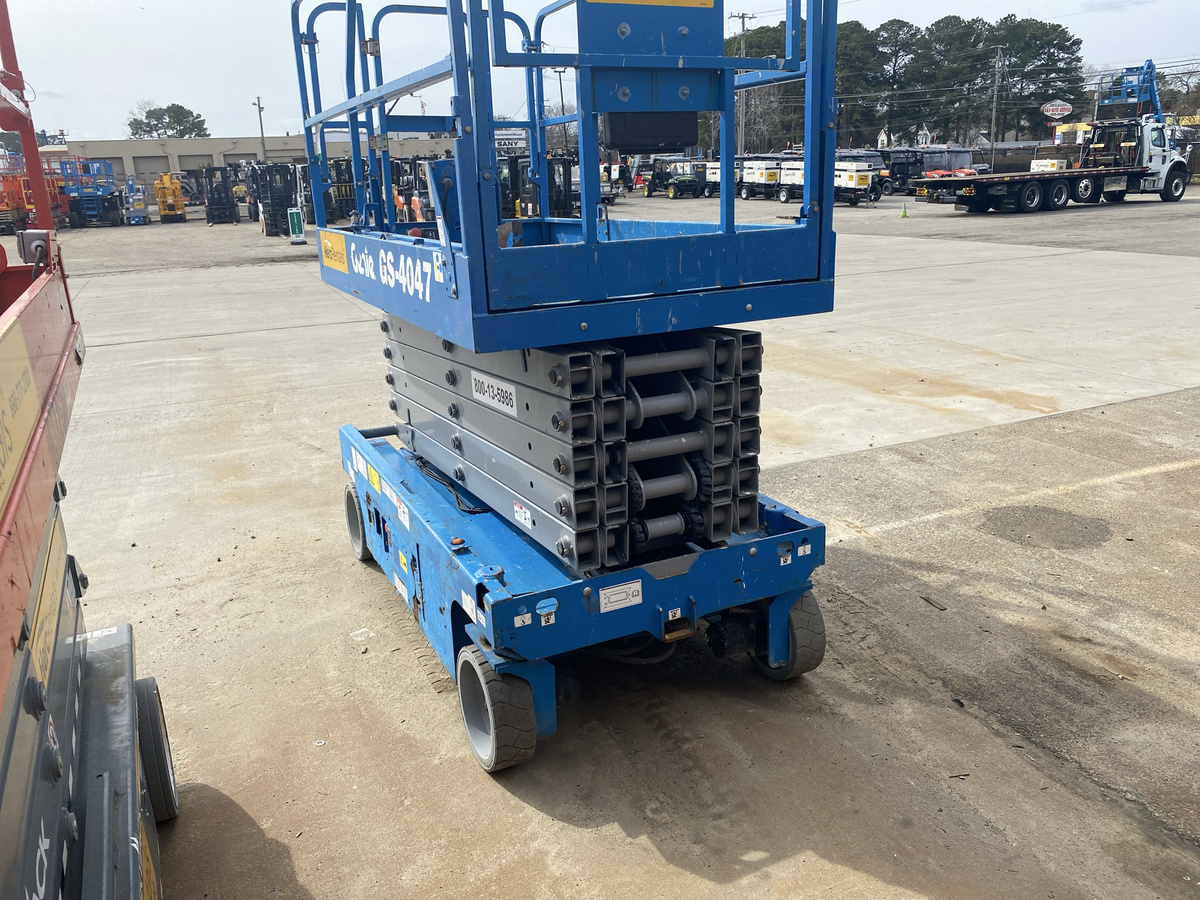 2016 Genie GS-4047-2