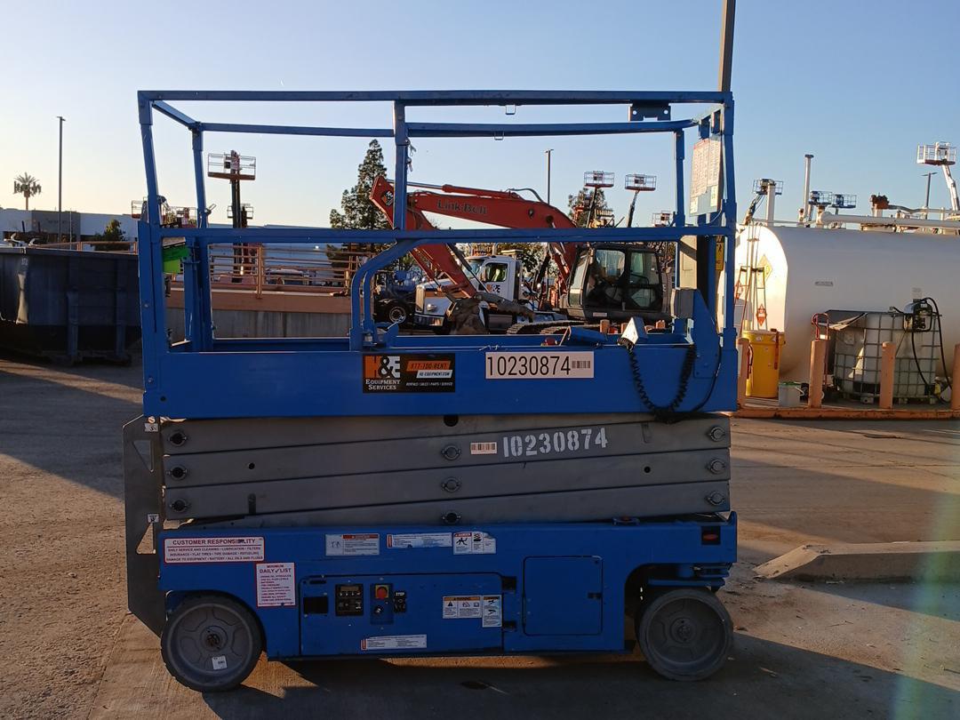 2017 Genie GS-2632