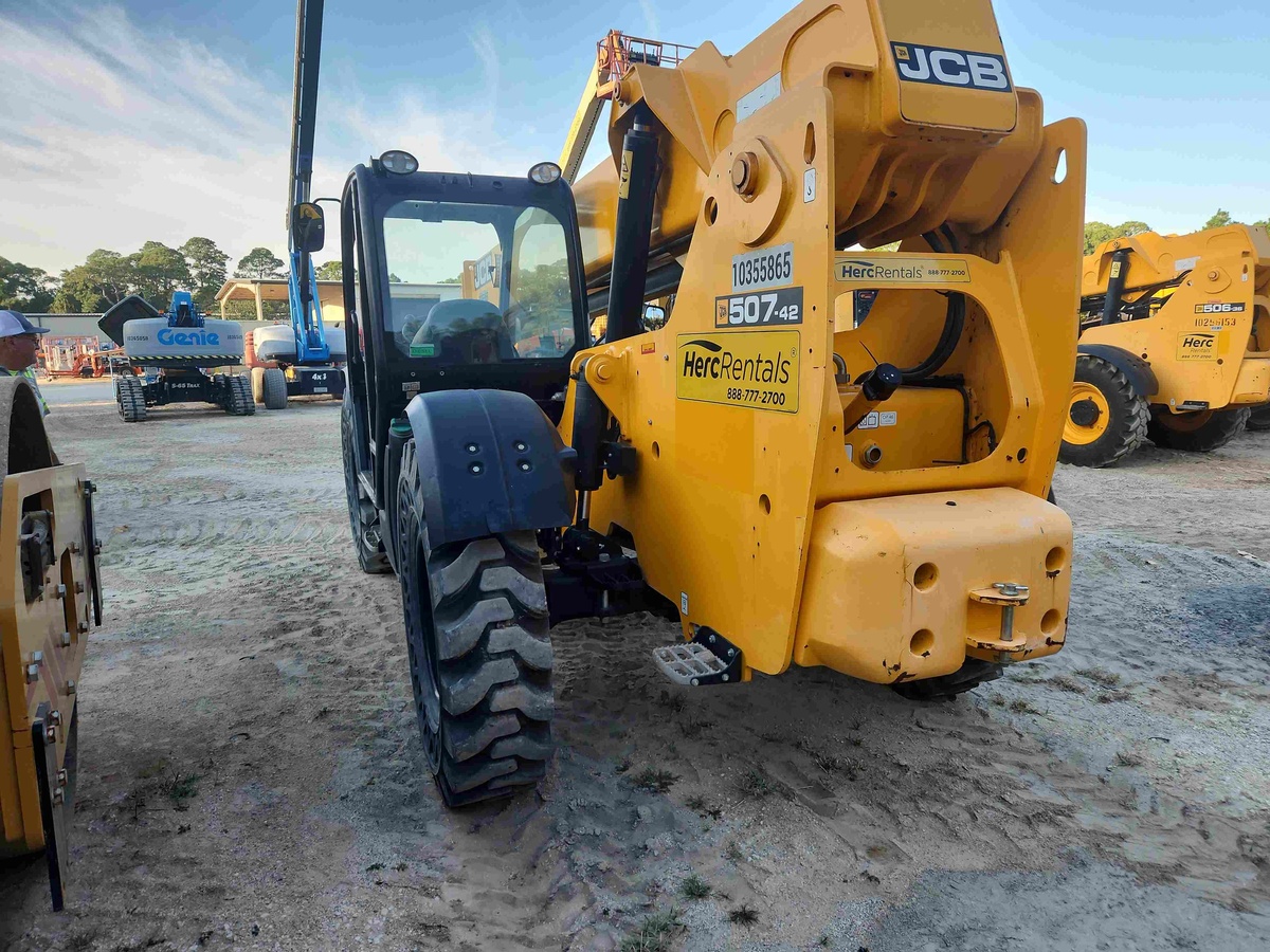 2022 JCB 507-42-4