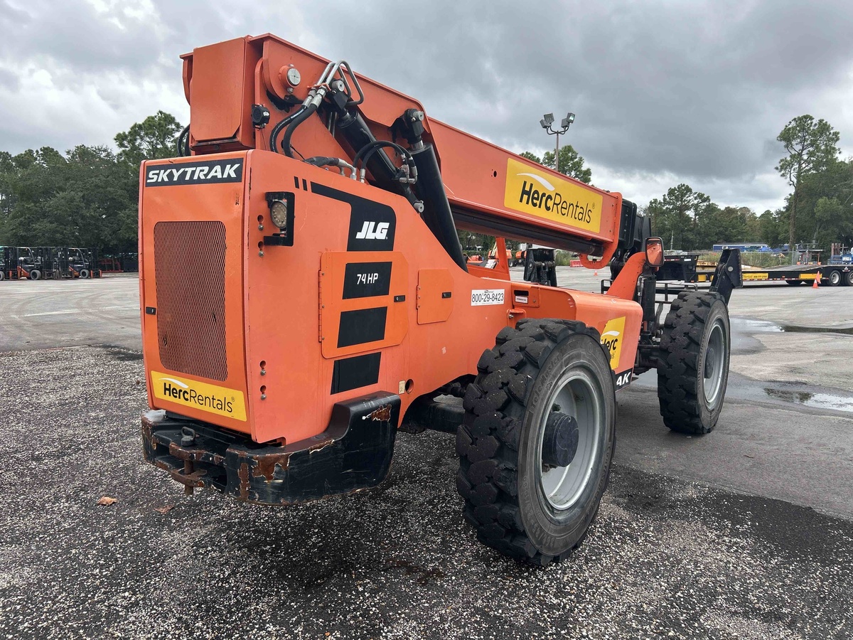 2021 SkyTrak 10042-2