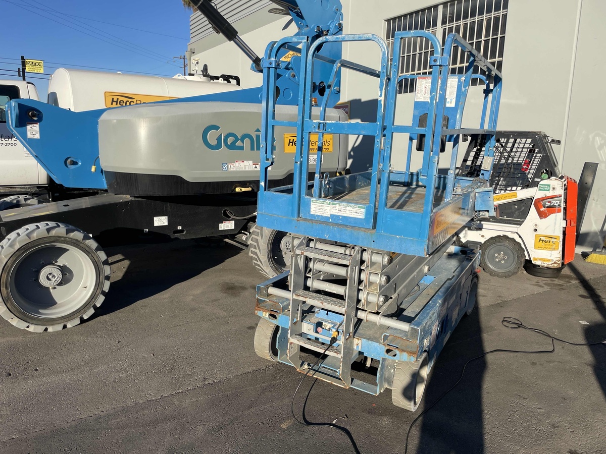 2017 Genie GS-2646-2