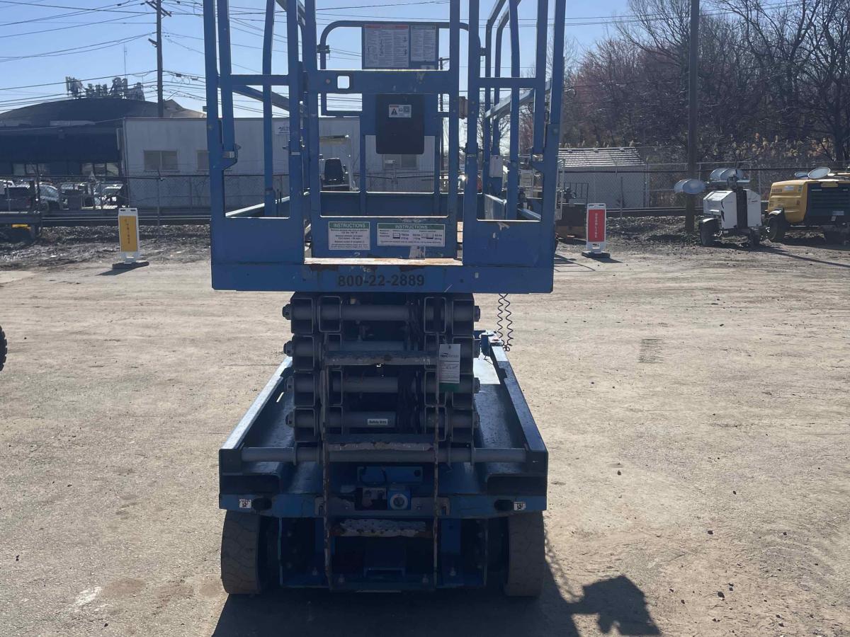 2018 Genie GS-3246