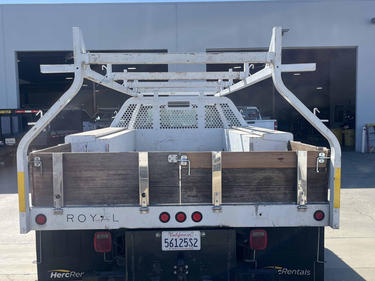2019 Ford F550-4