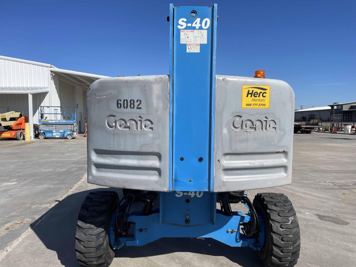 2014 Genie S-40