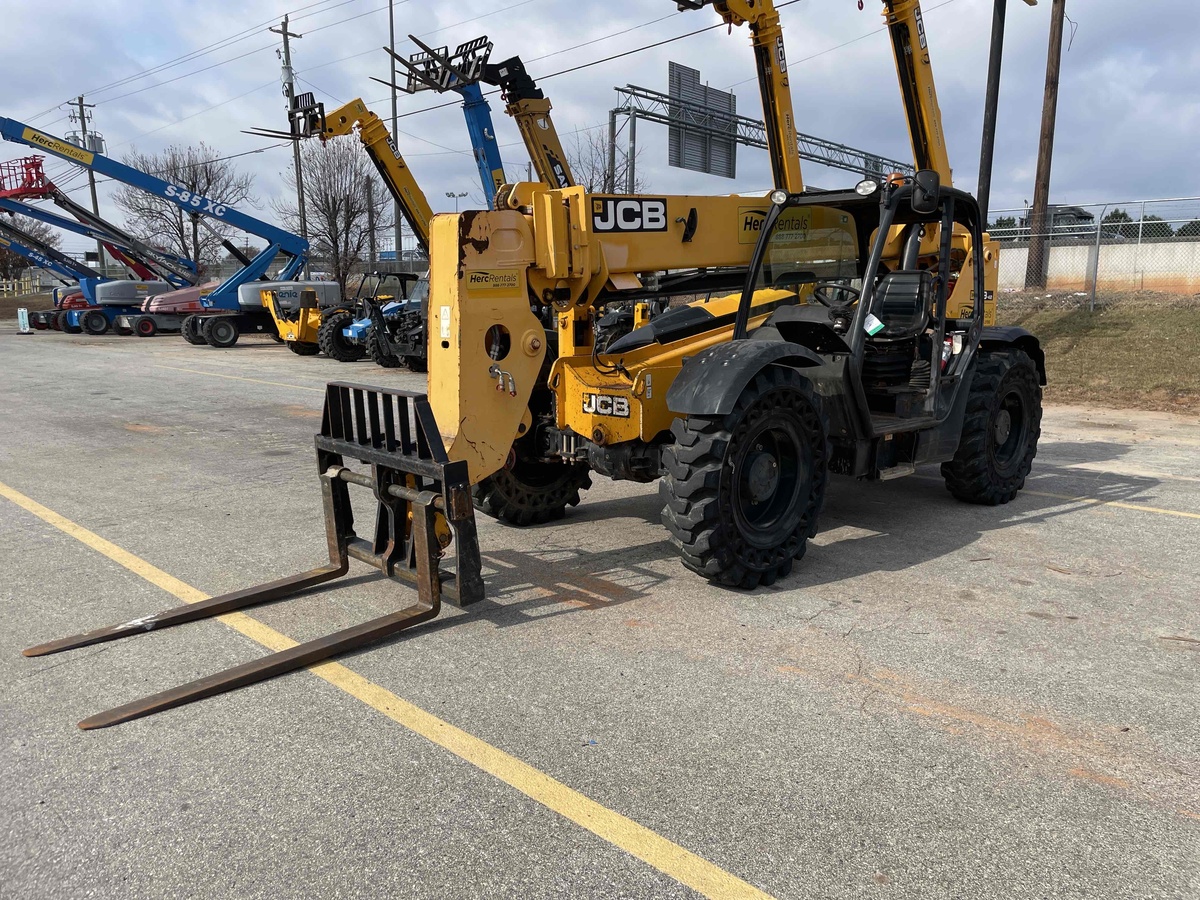 2018 JCB 509-42-4