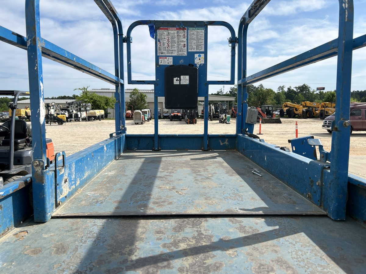 2018 Genie GS-4047-8