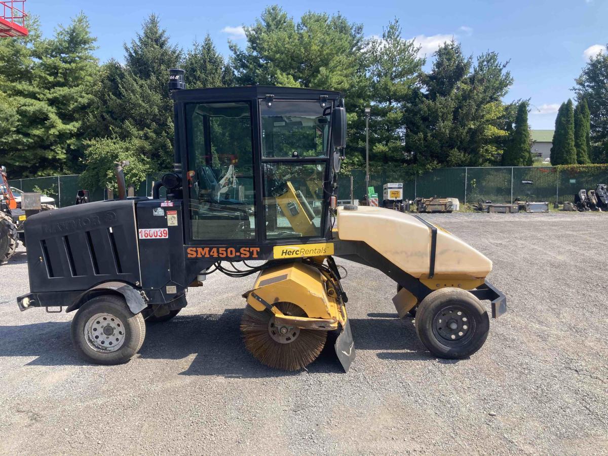 2018 LayMor SweepMaster 450-ST