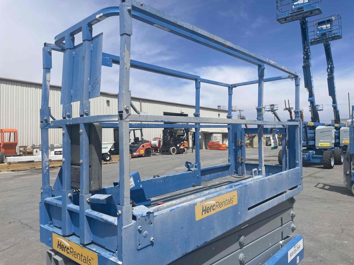 2016 Genie GS-2632