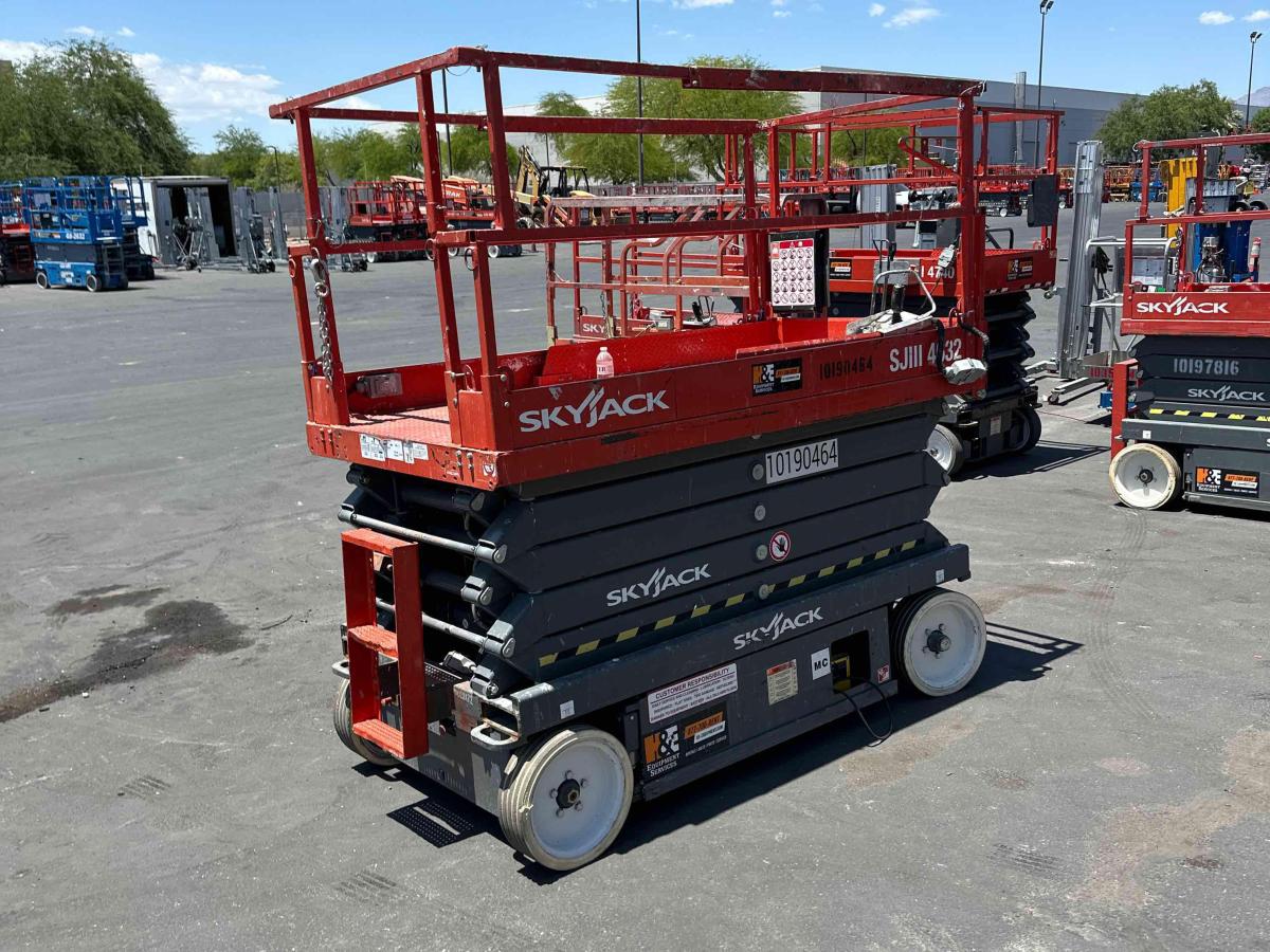 2016 Skyjack SJ4632