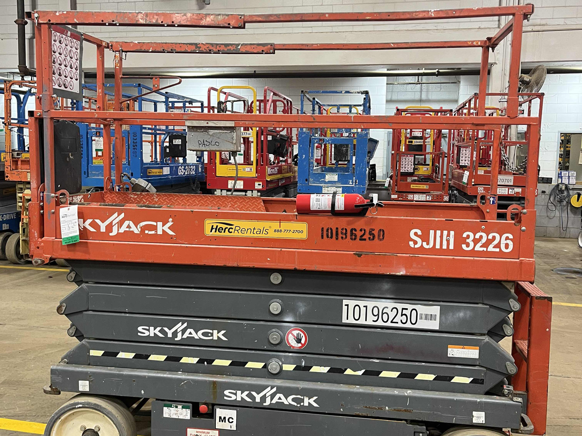 2016 Skyjack SJ3226-2