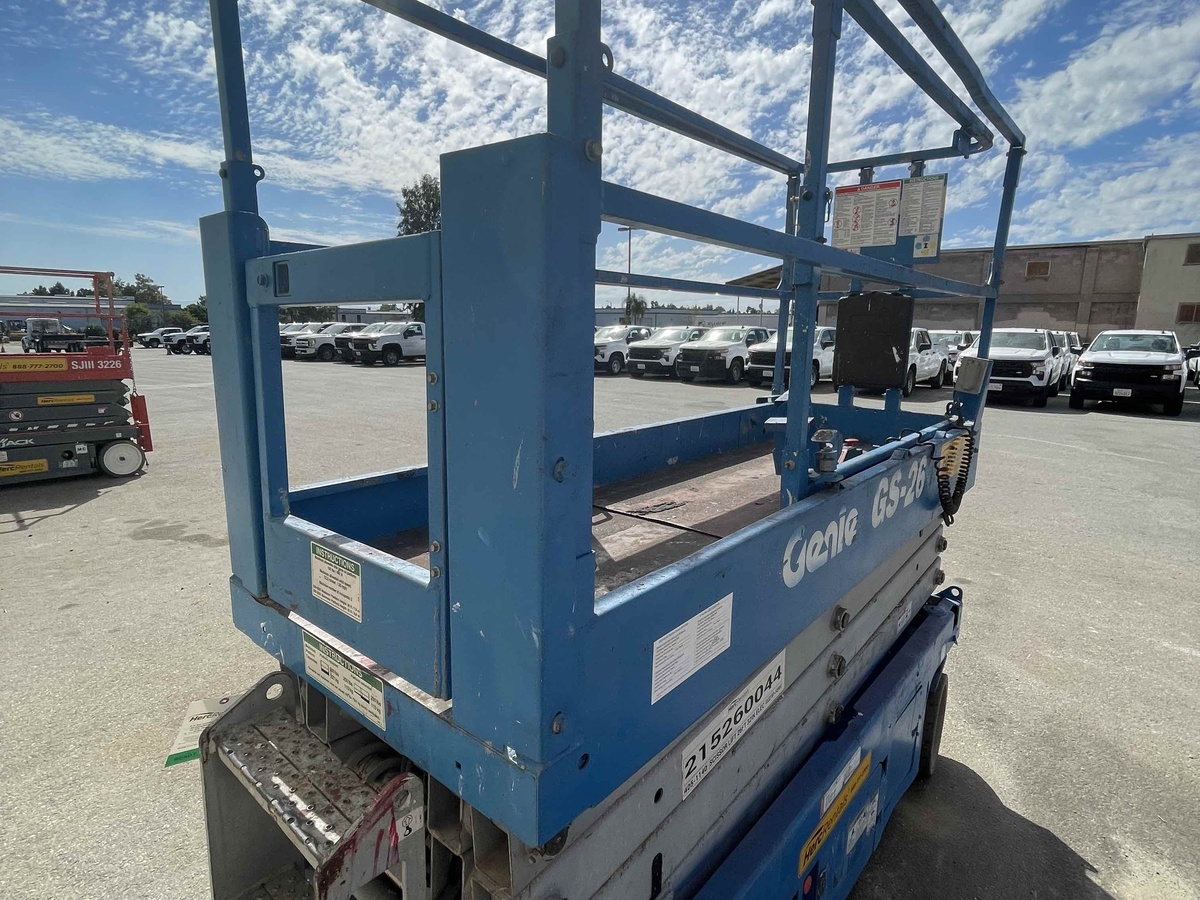 2016 Genie GS-3232-2