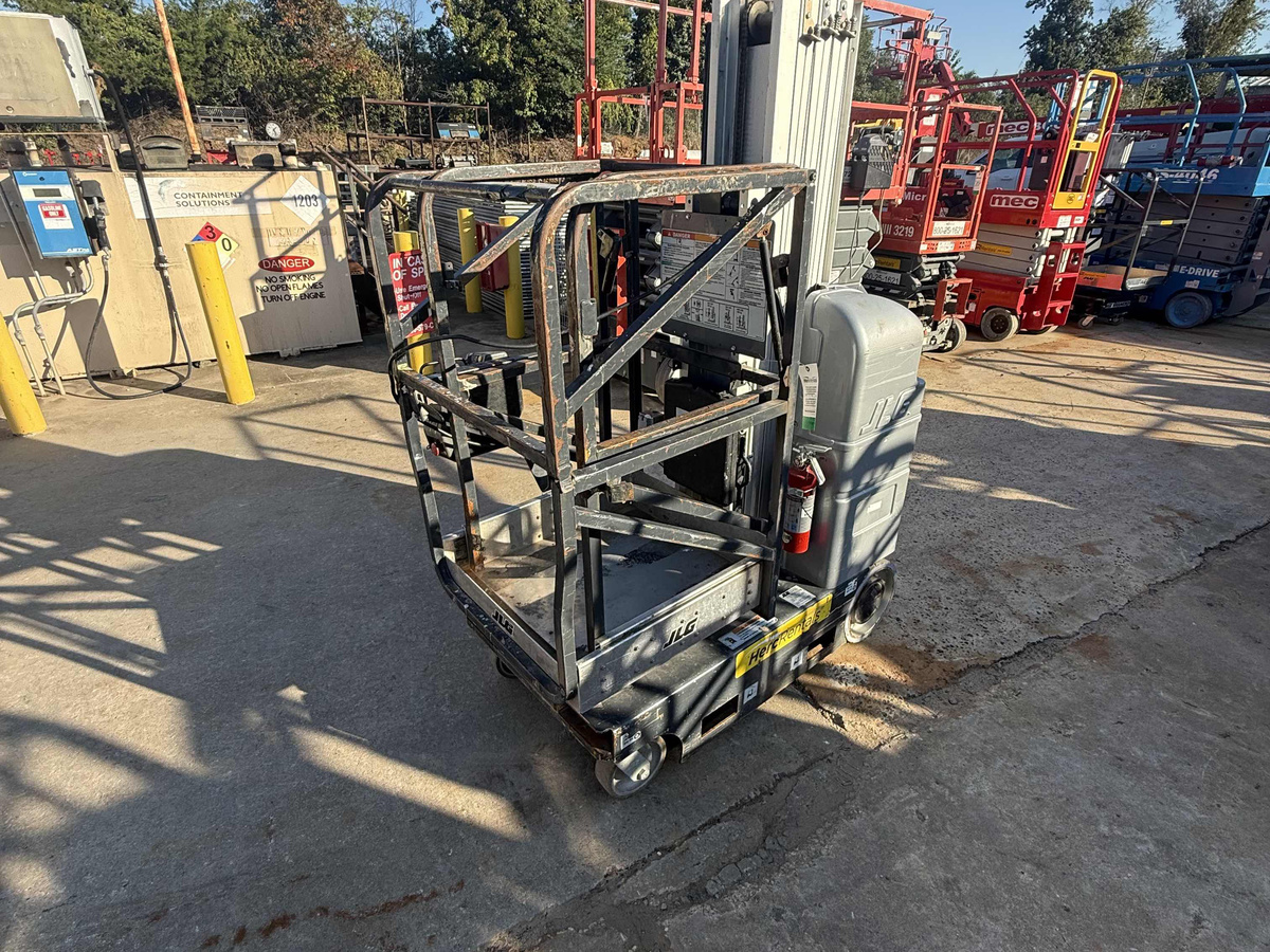 2018 JLG 20MVL-2