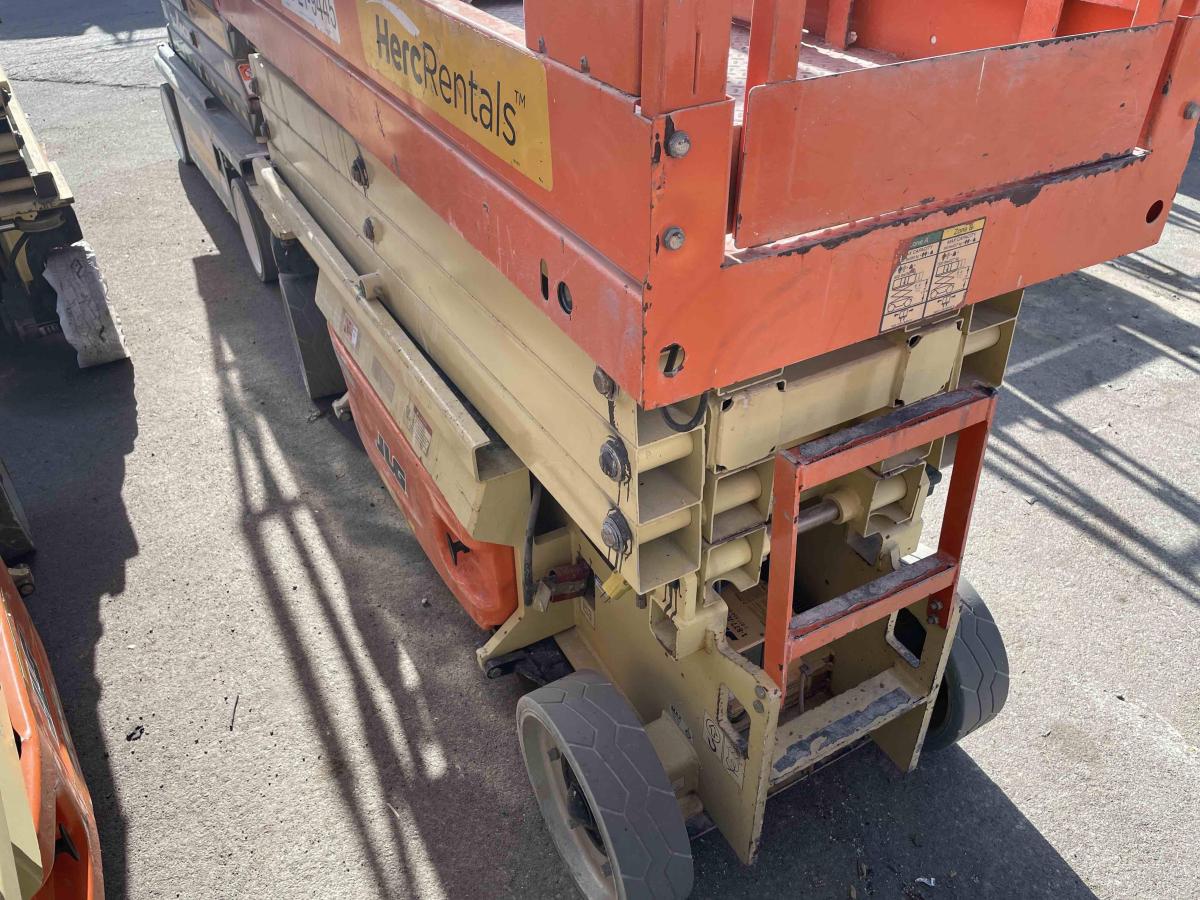 2018 JLG 2632ES