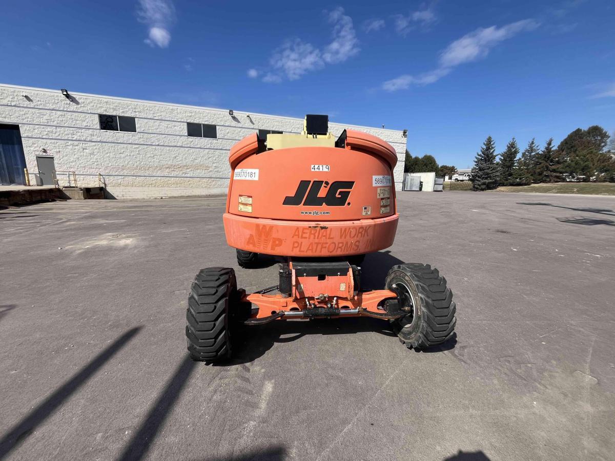 2017 JLG 450AJ-2