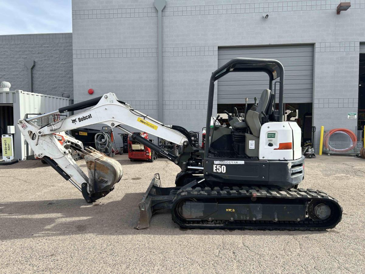 2018 Bobcat E50