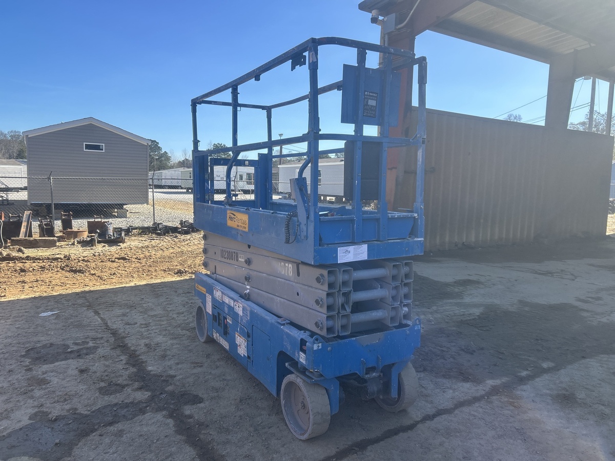 2017 Genie GS-2632-12