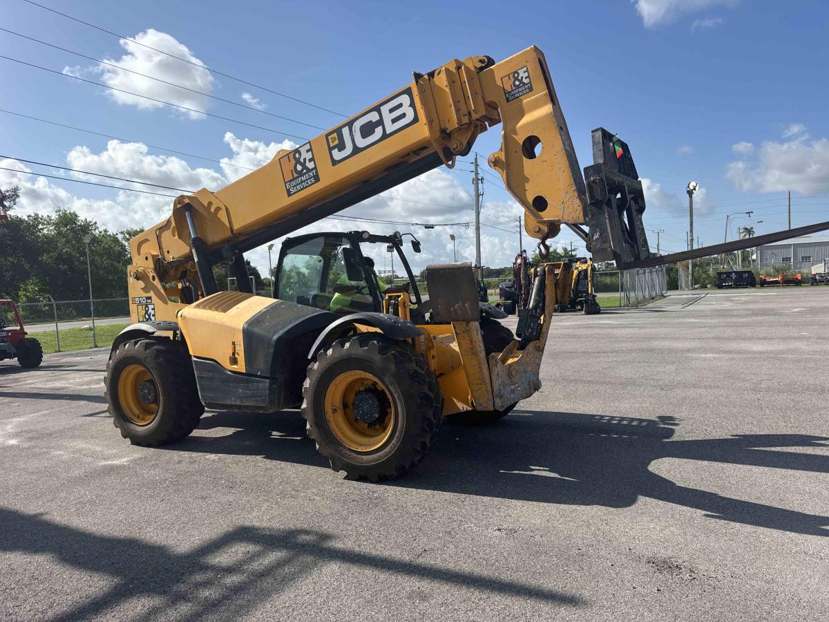 2017 JCB 510-56-2
