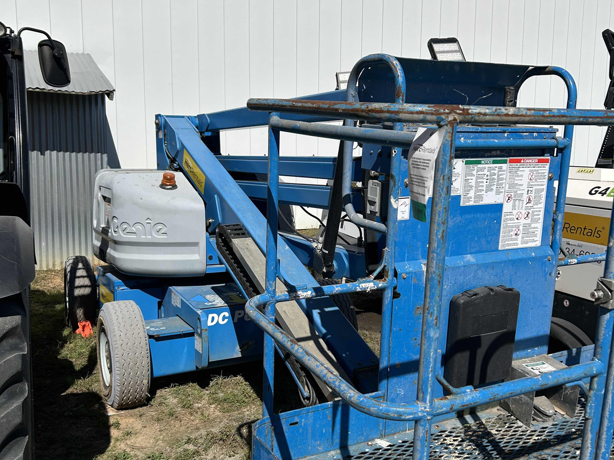2014 Genie Z-45/25