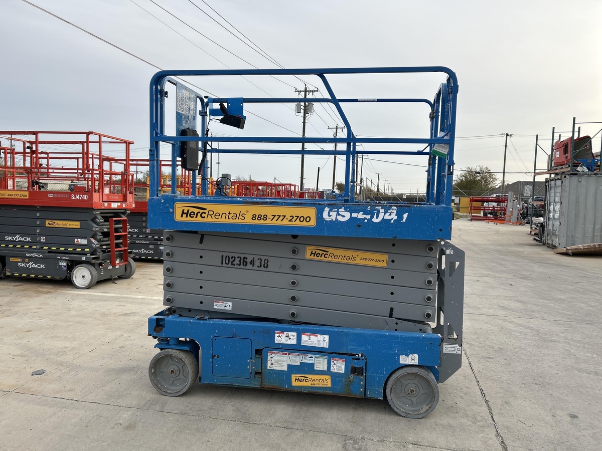 2018 Genie GS-4047-4