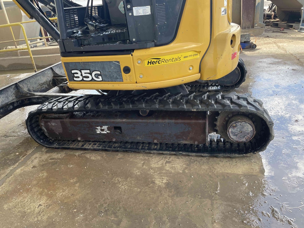 2020 John Deere 35G-7