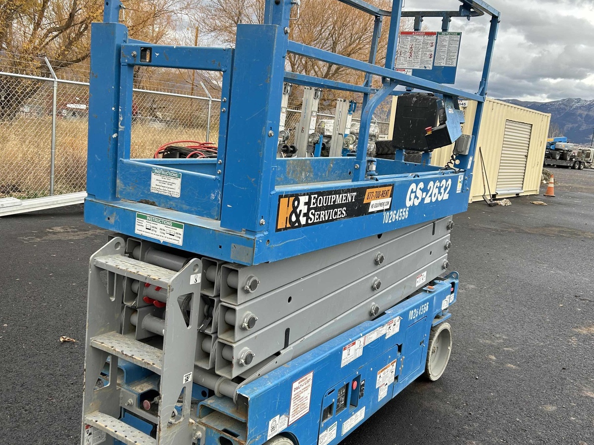 2018 Genie GS-2632