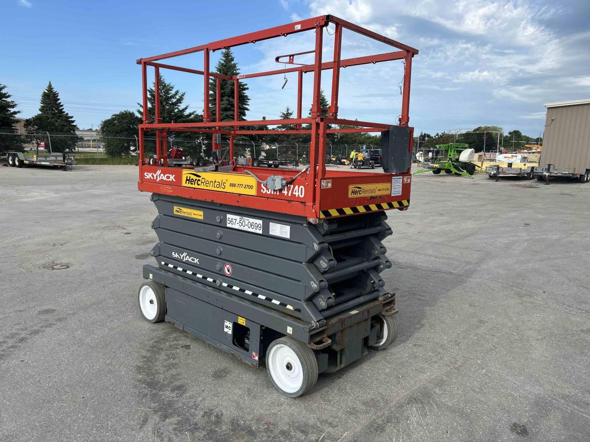 2018 Skyjack SJ4740-1