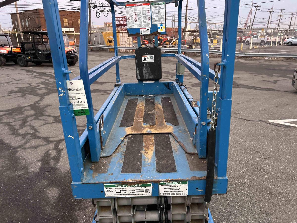 2017 Genie GS-1930