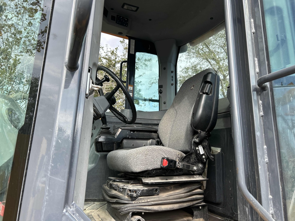 2021 John Deere 524 P-5