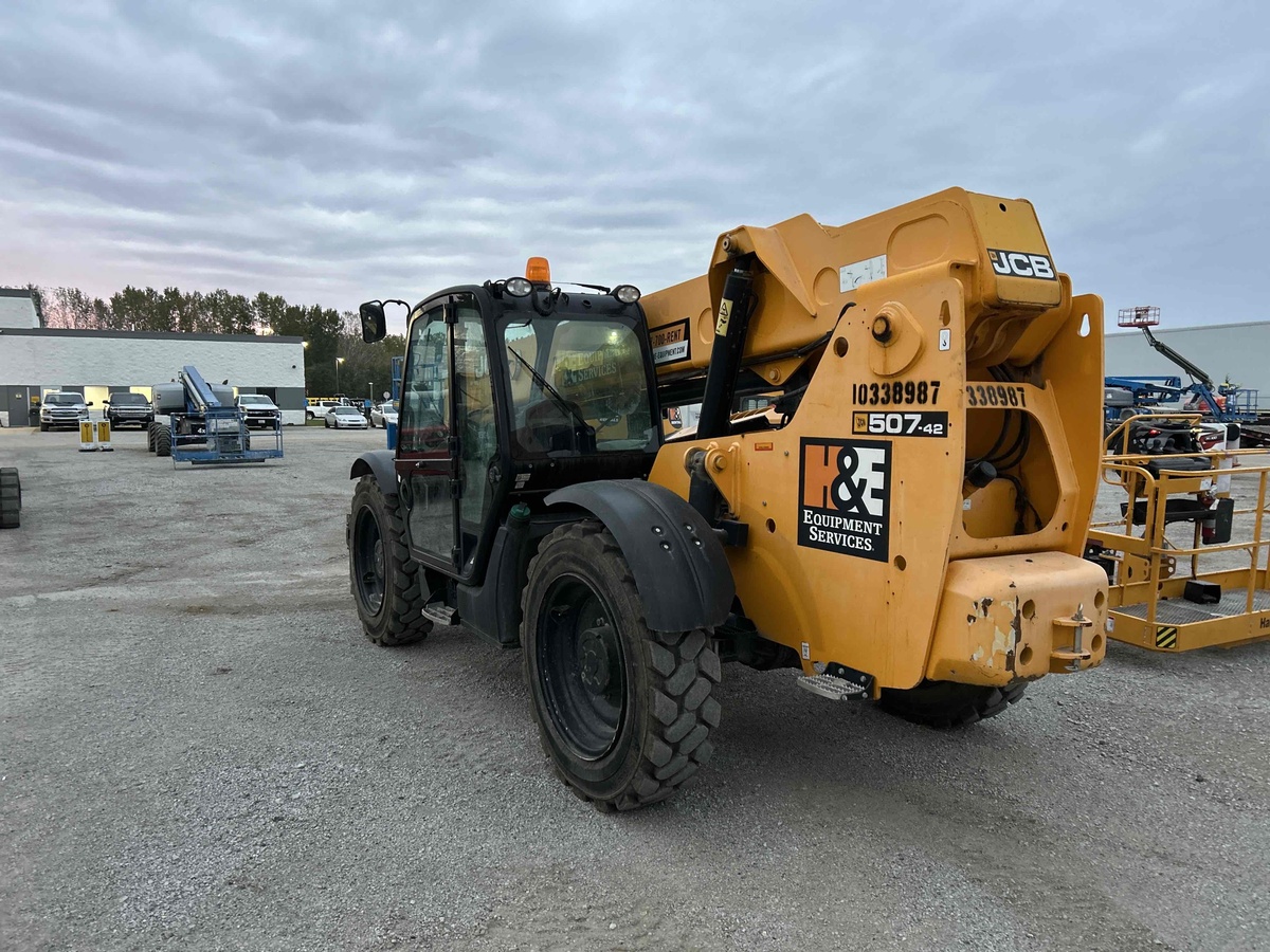 2021 JCB 507-42-7