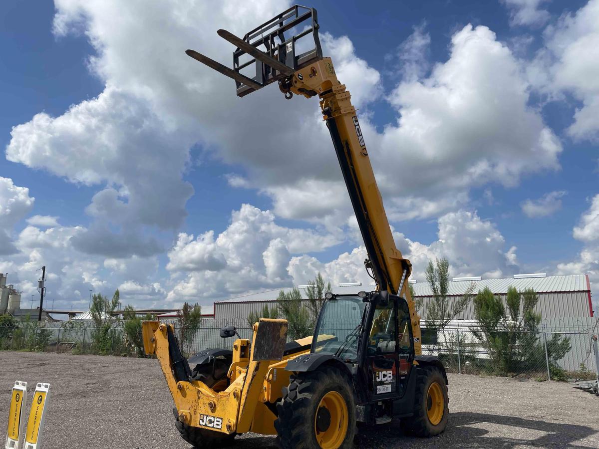 2019 JCB 512-56