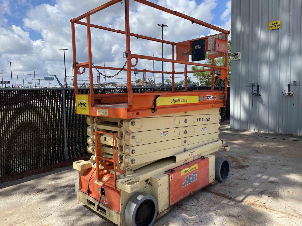 2015 JLG 3248RS