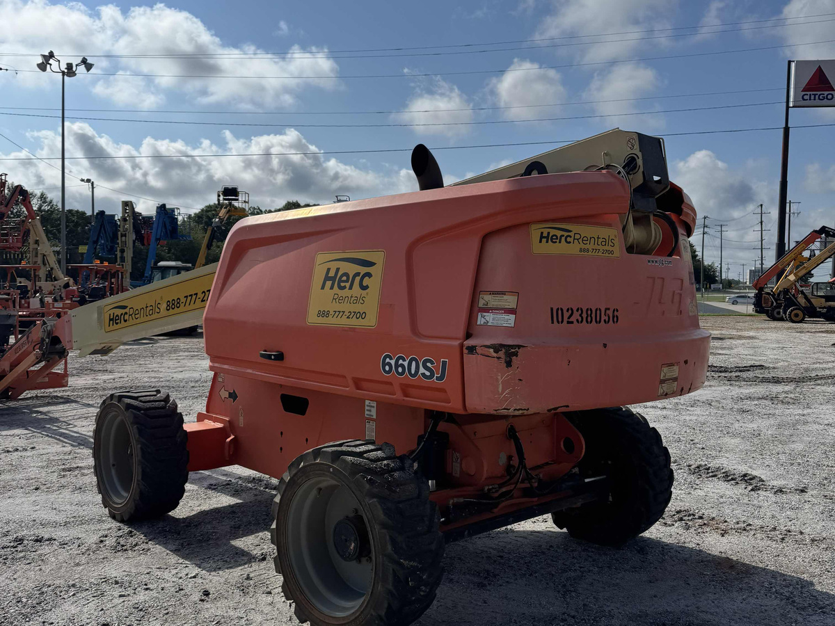 2018 JLG 660SJ-4