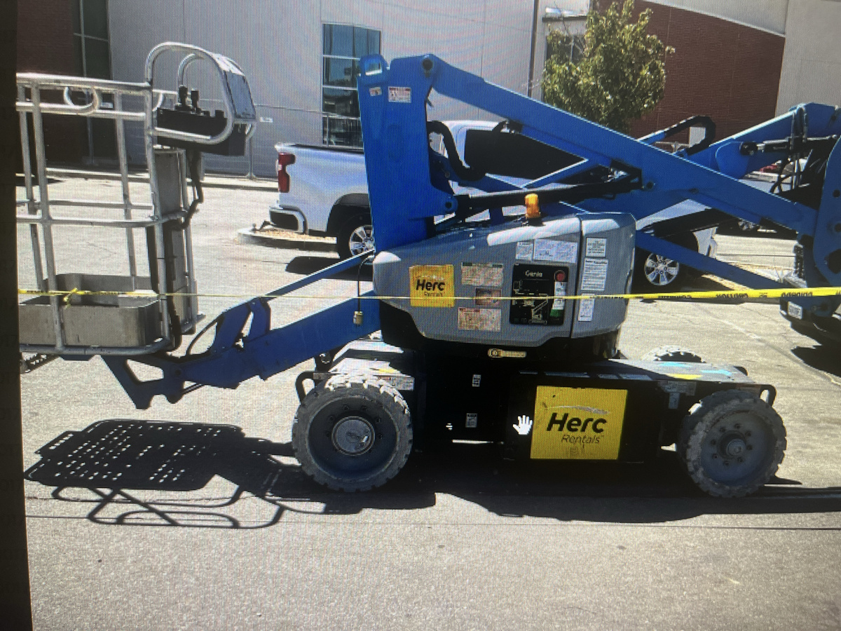 2017 Genie Z-33/18-3