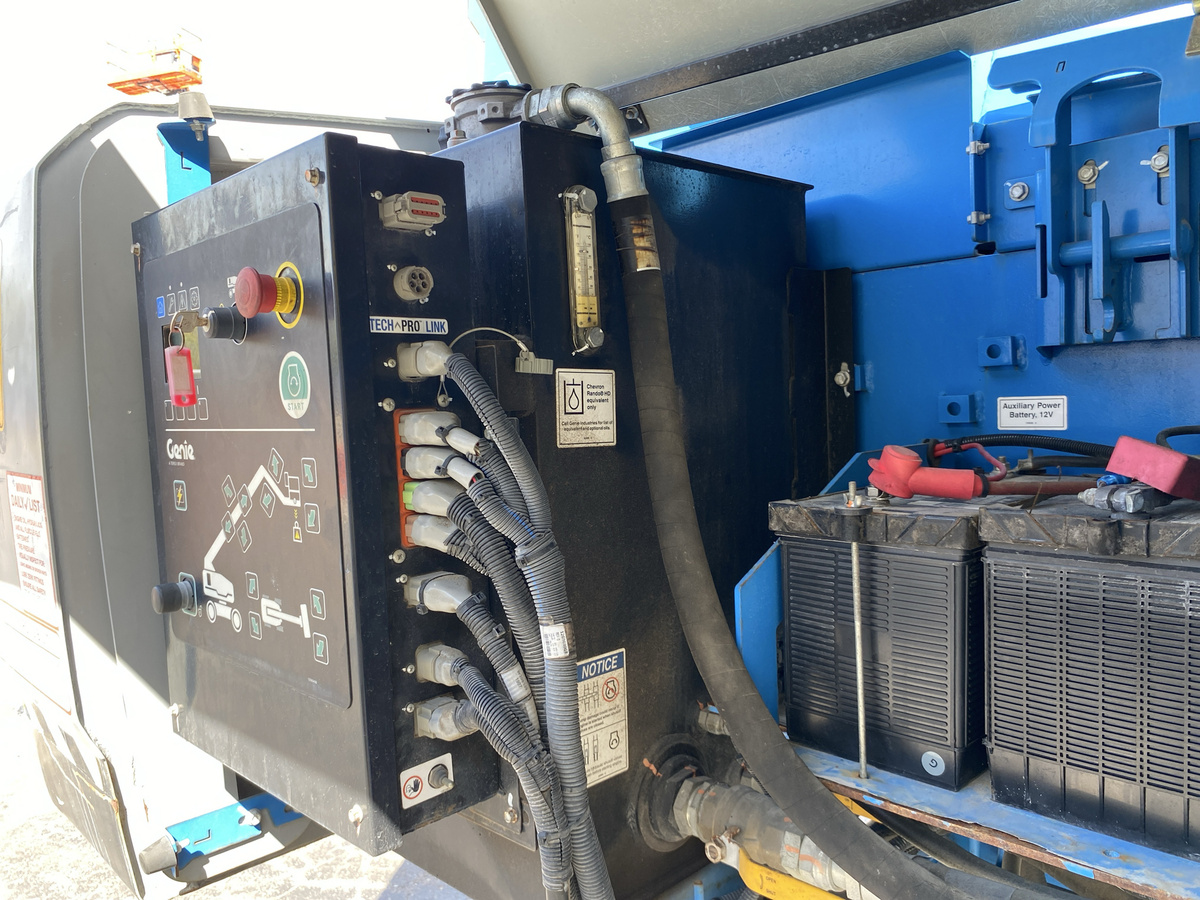 2019 Genie S-85-16