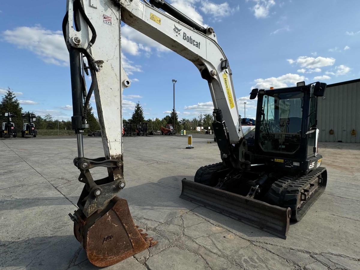 2019 Bobcat E85-3