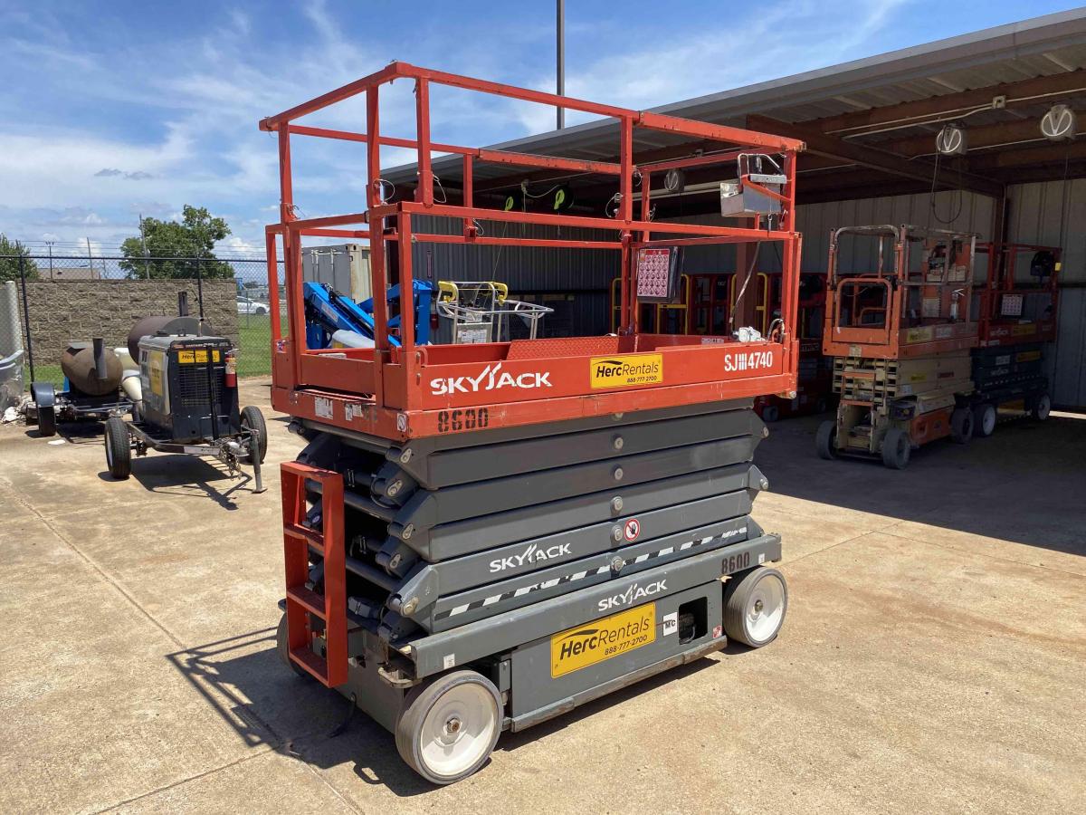 2017 Skyjack SJ4740-4