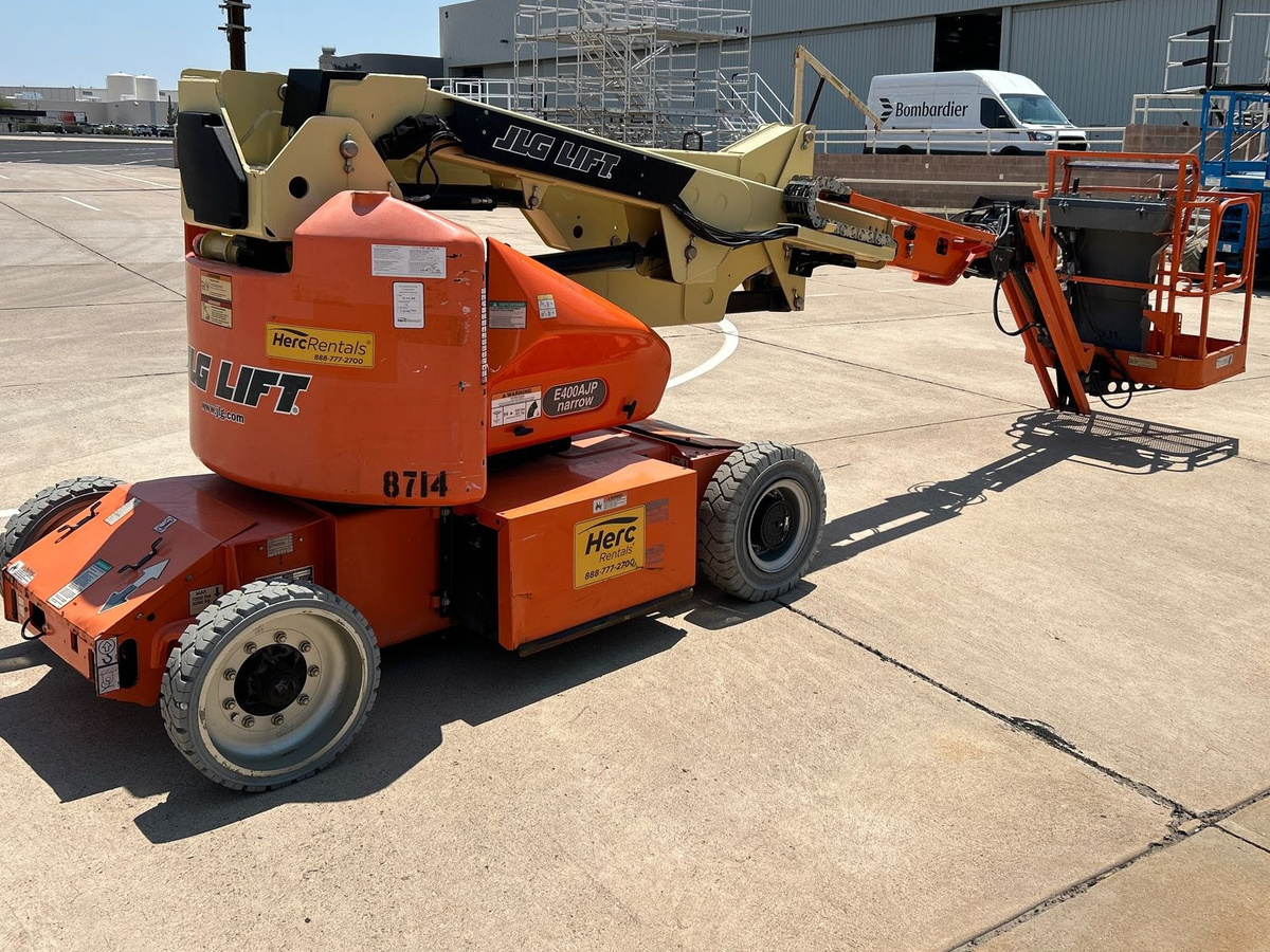 2018 JLG E400AJPN